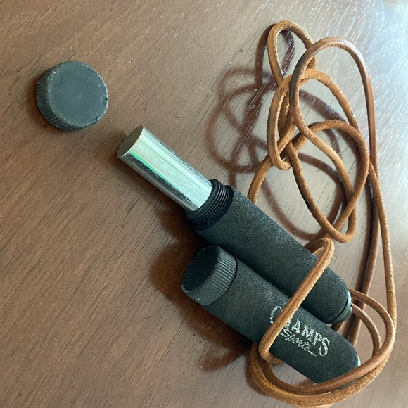 Champs Sports Weighted & Adjustable Leather Jump Rope — Unisex - Picture 6 of 7